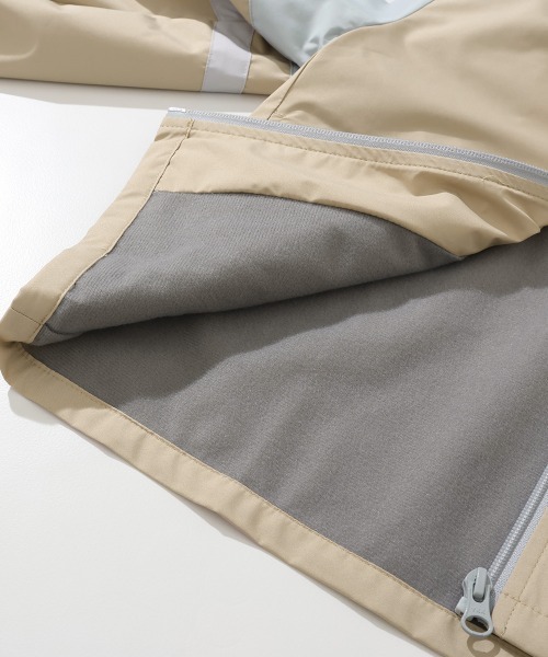 KRIFF MAYER Kid's Collection(クリフメイヤーキッズコレクション)の「【撥水・耐風・フードがしまえる】切替撥水ジャケット(ナイロンジャケット・キッズ・カーキ/ベージュ/ネイビー/サックスブルー・170/150/140/130/120/160)」の7枚目の写真