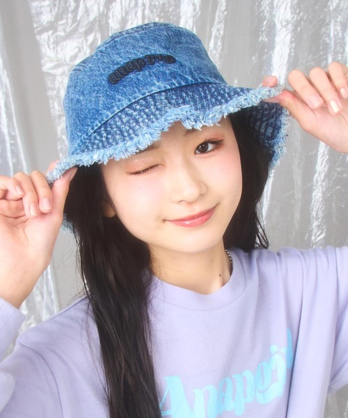ANAP GｉRL（アナップガール）の「ANAP R+S (リラスポ) フリンジ バケット ハット（ハット・キッズ・ライトブルー/ブラック・FREE）」の2枚目の写真