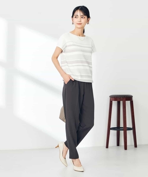 a.v.v(アーヴェヴェ)の「【接触冷感/UVカット】フレンチスリーブ美ラクるサマーニット(ニット/セーター・レディース・ブラック/アイボリー/ブルー/ベージュ・38/40/36/42/34)」の10枚目の写真
