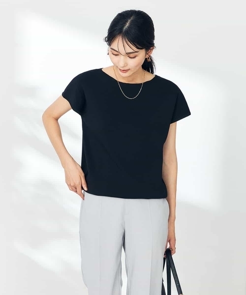 a.v.v(アーヴェヴェ)の「【接触冷感/UVカット】フレンチスリーブ美ラクるサマーニット(ニット/セーター・レディース・ブラック/アイボリー/ブルー/ベージュ・38/40/36/42/34)」の14枚目の写真