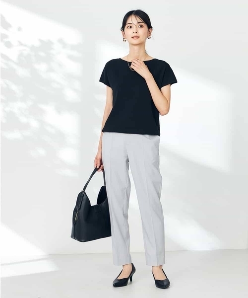a.v.v(アーヴェヴェ)の「【接触冷感/UVカット】フレンチスリーブ美ラクるサマーニット(ニット/セーター・レディース・ブラック/アイボリー/ブルー/ベージュ・38/40/36/42/34)」の19枚目の写真