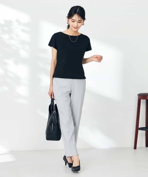 a.v.v(アーヴェヴェ)の「【接触冷感/UVカット】フレンチスリーブ美ラクるサマーニット(ニット/セーター・レディース・ブラック/アイボリー/ブルー/ベージュ・38/40/36/42/34)」の20枚目の写真
