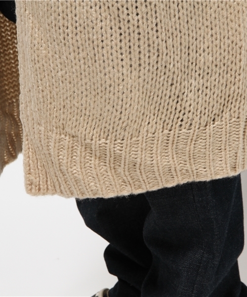 WHO'S WHO gallery（フーズフーギャラリー）の「【GIGGER】ロングニットガウン（カーディガン/ボレロ・メンズ・ブラック/ベージュ・FREE）」の4枚目の写真