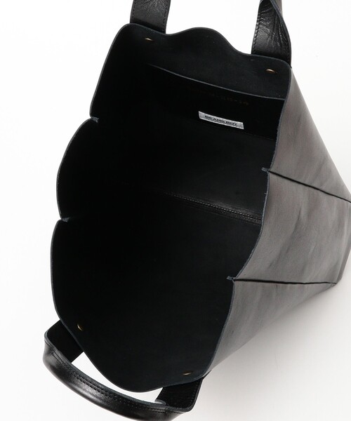 BEAMS BOY（ビームスボーイ）の「ハンド レザー バッグ（トートバッグ・レディース・ブラック/ブラウン・ONE SIZE）」の8枚目の写真