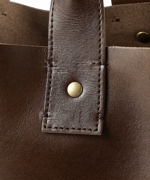 BEAMS BOY（ビームスボーイ）の「ハンド レザー バッグ（トートバッグ・レディース・ブラック/ブラウン・ONE SIZE）」の3枚目の写真