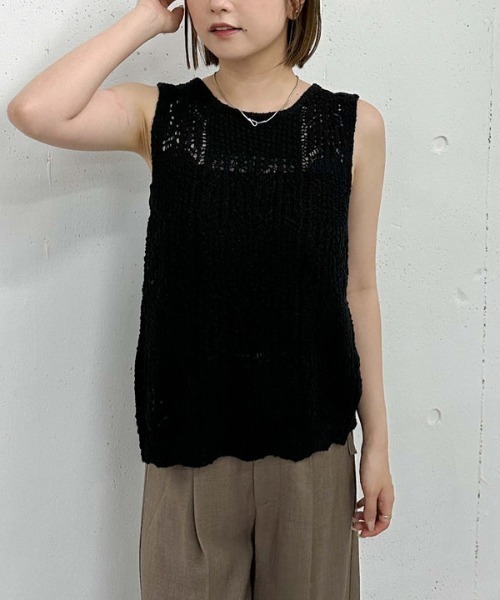 archives(アルシーヴ)の「2WAY透かしスラブニットベスト(ベスト・レディース・ブラウン/ブラック/ベージュ・MEDIUM)」の13枚目の写真