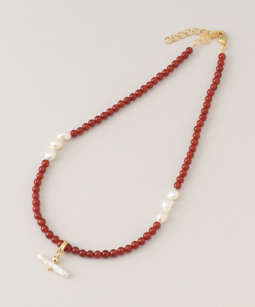 JOURNAL STANDARD（ジャーナルスタンダード）の「【SANDRALEXANDRA/サンドラアレキサンドラ】 NEW - PEARLSTONE NECKLACE（ネックレス・レディース・レッド・FREE）」の2枚目の写真