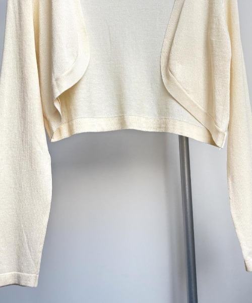 maison de LATIR(メゾンドラティール)の「ヘルシーな肌見せで、夏映え。華奢見え叶うショート丈夏服UVカットカーデ(カーディガン/ボレロ・レディース・ブラック/クリーム/ライトグリーン/ホワイト・FREE)」の12枚目の写真