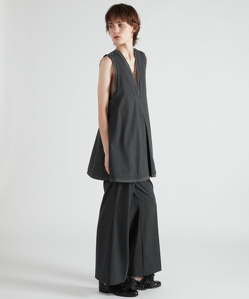 crinkle crinkle crinkle（クリンクルクリンクルクリンクル）の「【crinkle crinkle crinkle】scallop tunic/スカラップチュニック（シャツ/ブラウス・レディース・ブラック/グレー・FREE）」の7枚目の写真