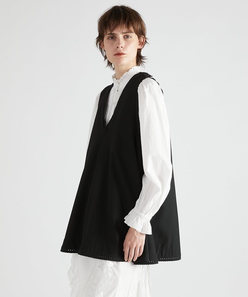 crinkle crinkle crinkle（クリンクルクリンクルクリンクル）の「【crinkle crinkle crinkle】scallop tunic/スカラップチュニック（シャツ/ブラウス・レディース・ブラック/グレー・FREE）」の12枚目の写真