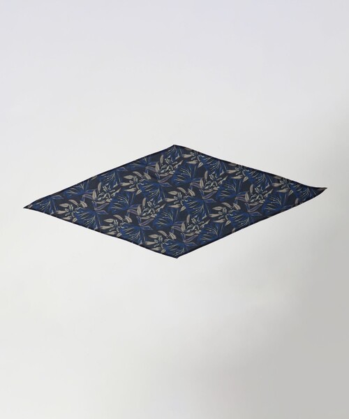 UNITED ARROWS（ユナイテッドアローズ）の「プリント スカーフ（ストール/ショール・メンズ・その他1/その他2/その他3/その他4/その他5/その他6・FREE）」の14枚目の写真