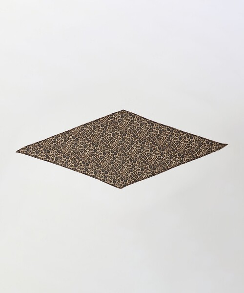 UNITED ARROWS（ユナイテッドアローズ）の「プリント スカーフ（ストール/ショール・メンズ・その他1/その他2/その他3/その他4/その他5/その他6・FREE）」の18枚目の写真