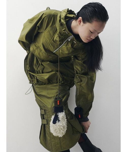 UN3D.（アンスリード）の「ARMOR HEM TIGHT SKIRT【セットアップ着用可能】 / アーマーヘムタイトスカート（スカート・レディース・キャメル/ブラック/カーキ・36/38）」の4枚目の写真