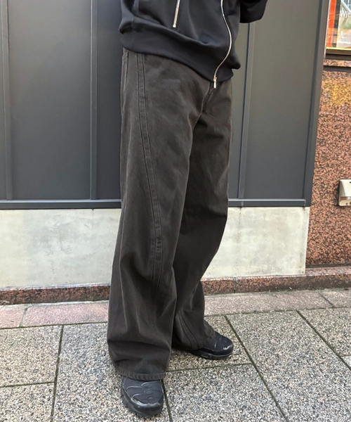 パンツ NVRFRGT 3D Twisted Wide Leg WORK PANTS NVRFRGT - 【残りわずか】3D Twisted Wide Leg Jeans | ACRMTSM ONLINE