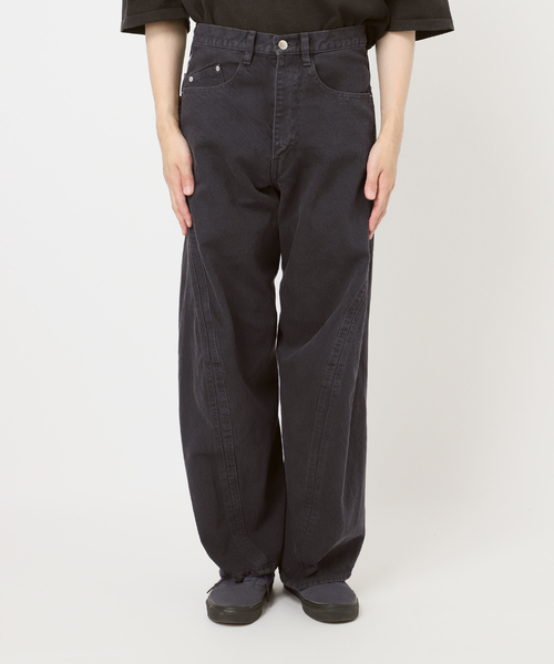 NVRFRGT(ネヴァーフォーゲット)の「NVRFRGT / ネヴァーフォーゲット 3D TWISTED WIDE LEG JEANS DARK(デニムパンツ・メンズ・チャコールグレー/ブラウン・1/2/3)」の14枚目の写真