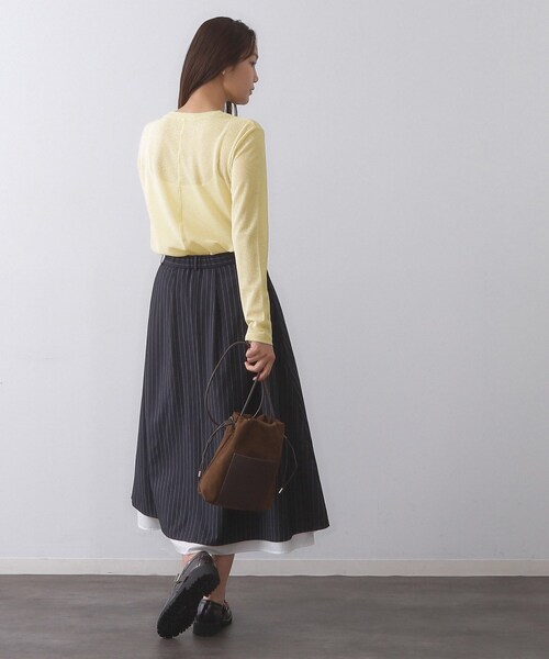 OPAQUE.CLIP(オペークドットクリップ)の「シアーラウンドネックカットソー【洗濯機洗い可】(Tシャツ/カットソー・レディース・ホワイト/チャコールグレー/ブラック/ライトイエロー系・38/40/42)」の19枚目の写真