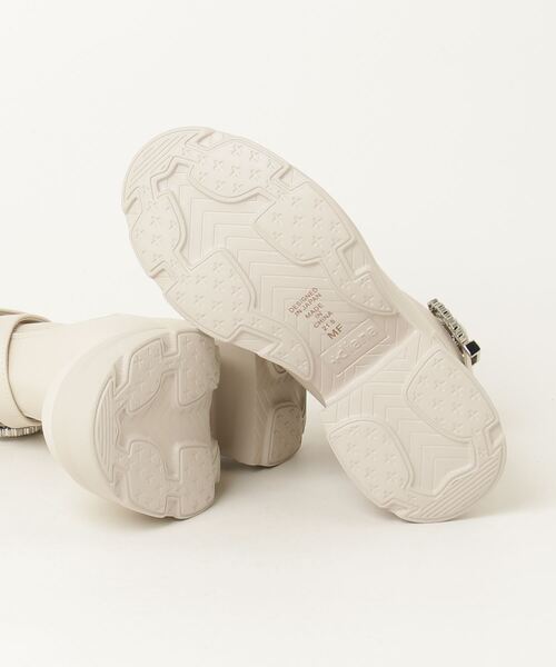 +diana（プラスダイアナ）の「【軽量】クリスタルバックル ショートブーツ（ブーツ・レディース・ブラック/アイボリー・21.5cm/22.0cm/22.5cm/23.0cm/23.5cm/24.0cm/24.5cm/25.0cm/25.5cm）」の13枚目の写真