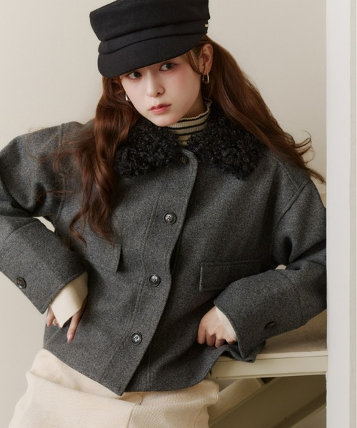 Olu.（オルドット）の「フェイクウールショートアウター（その他アウター・レディース・チャコールグレー/アイボリー/ブラック・FREE）」の9枚目の写真