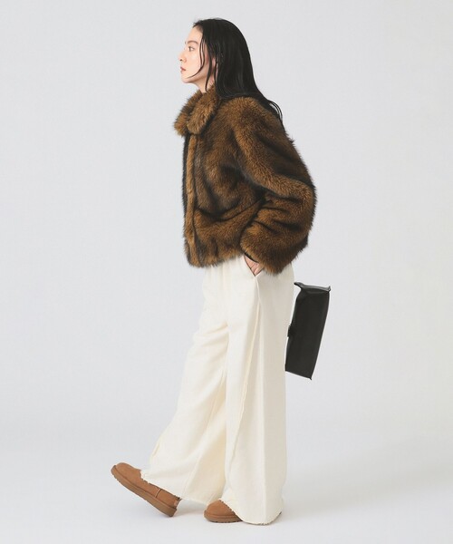 Ray BEAMS（レイビームス）の「フェイクファー ショート ブルゾン（ブルゾン・レディース・ダークブラウン/シルバー・0/1）」の19枚目の写真