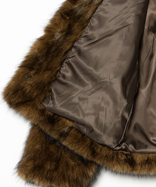 Ray BEAMS（レイビームス）の「フェイクファー ショート ブルゾン（ブルゾン・レディース・ダークブラウン/シルバー・0/1）」の11枚目の写真