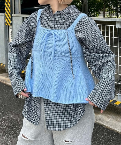 Alley Tokyo（アリートーキョー）の「ペプラムニットキャミ（その他トップス・レディース・レッド/オフホワイト/ブルー・FREE）」の16枚目の写真