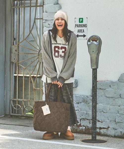 niko and...（ニコアンド）の「オリジナルフェイクムートンヒールシューズ（ブーツ・レディース・キャメル/ブラック・SMALL/MEDIUM/LARGE）」の9枚目の写真