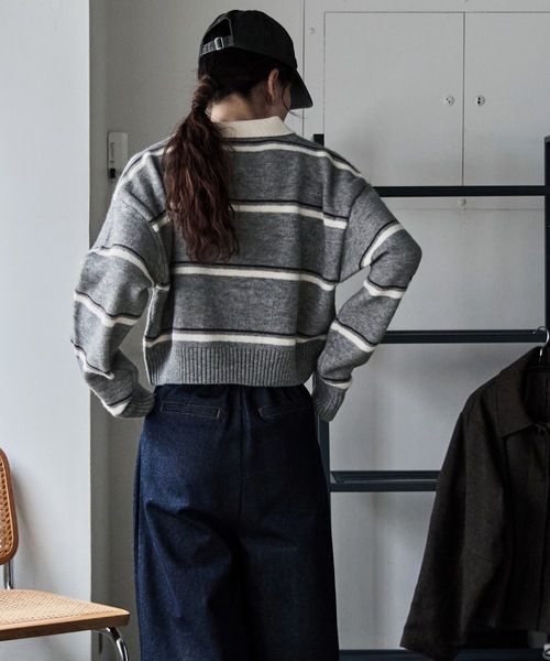 etoll.（エトル）の「マルチボーダーポロ襟ニット（ニット/セーター・レディース・グレー/アイボリー/ネイビー・FREE）」の5枚目の写真