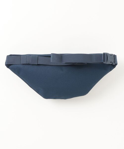 JANSPORT（ジャンスポーツ）の「ジャンスポーツ  SWING WAISTPACK_スウィングウエストパック_ネイビー（ボディバッグ/ウエストポーチ・レディース・その他・ONE SIZE）」の2枚目の写真