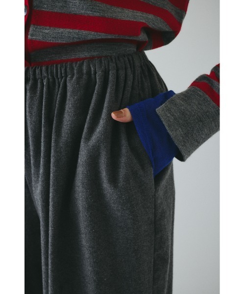 HeRIN.CYE（ヘリンドットサイ）の「Relax pants　　リラックスパンツ（その他パンツ・レディース・グレー/ベージュ/ネイビー・FREE）」の15枚目の写真