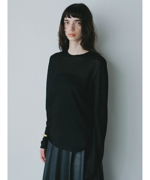 HER.(ハー)の「ウールジャガードプルオーバー(Tシャツ/カットソー・レディース・ブラック/ネイビー・フリー)」の2枚目の写真