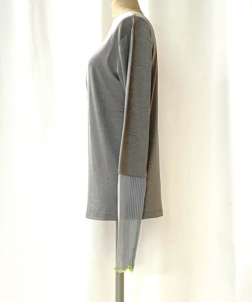 Q(キュー)の「ストライプチュールウォームインナー(Tシャツ/カットソー・レディース・ライトグレー/ブラック・MEDIUM)」の7枚目の写真