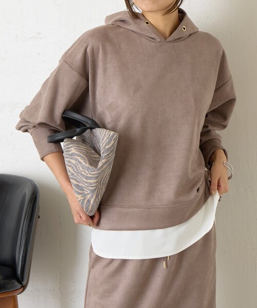 Jena espace merveilleux（ジェナ　エスパスメルヴェイユ）の「フェイクスエードセットアップ（ワンピース・レディース・チャコールグレー/グレー・FREE）」の2枚目の写真