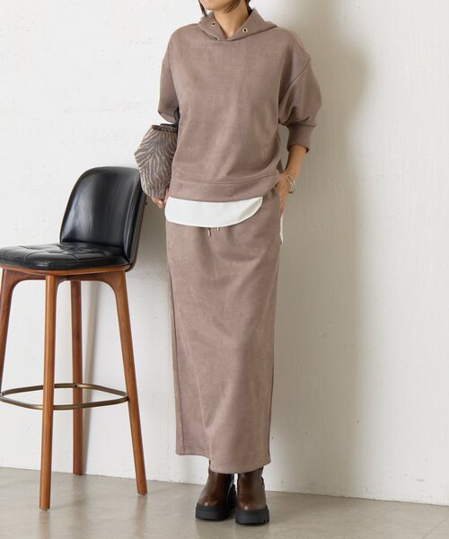 Jena espace merveilleux（ジェナ　エスパスメルヴェイユ）の「フェイクスエードセットアップ（ワンピース・レディース・チャコールグレー/グレー・FREE）」の3枚目の写真