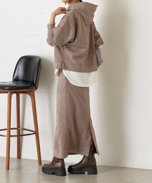 Jena espace merveilleux（ジェナ　エスパスメルヴェイユ）の「フェイクスエードセットアップ（ワンピース・レディース・チャコールグレー/グレー・FREE）」の5枚目の写真