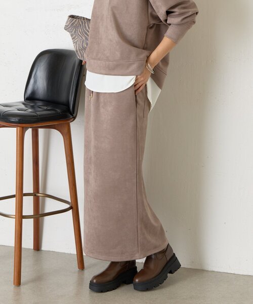 Jena espace merveilleux（ジェナ　エスパスメルヴェイユ）の「フェイクスエードセットアップ（ワンピース・レディース・チャコールグレー/グレー・FREE）」の11枚目の写真