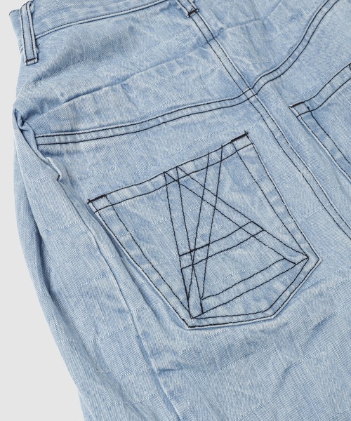 ANREALAGE（アンリアレイジ）の「BOX DENIM PANTS（デニムパンツ・メンズ・インディゴブルー/ブルー系その他・38/46）」の11枚目の写真