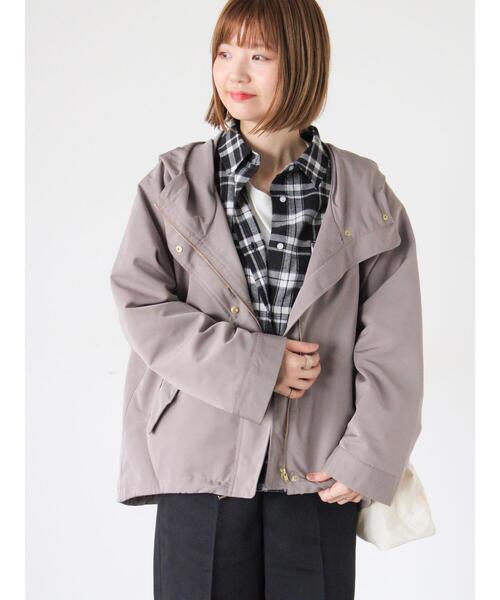 Lugnoncure（ルノンキュール）の「【撥水】マウンテンパーカー（ブルゾン・レディース・ネイビー/モカ/オフホワイト/カーキ・F）」の3枚目の写真