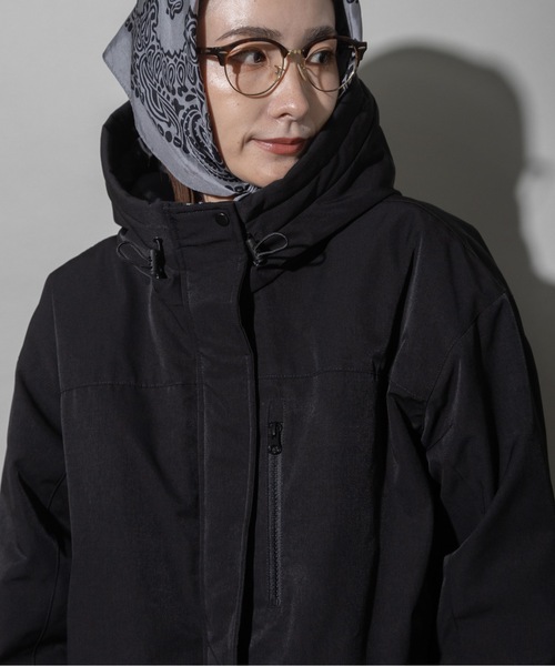 lodie(ロディ)の「オーバーサイズ モンスターダウン コットンブルソン(その他アウター・レディース・ベージュ/ブラック/チャコールグレー・FREE)」の8枚目の写真