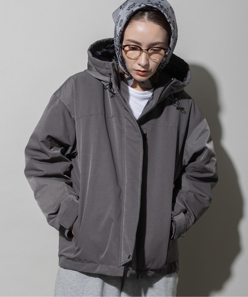 lodie(ロディ)の「オーバーサイズ モンスターダウン コットンブルソン(その他アウター・レディース・ベージュ/ブラック/チャコールグレー・FREE)」の18枚目の写真