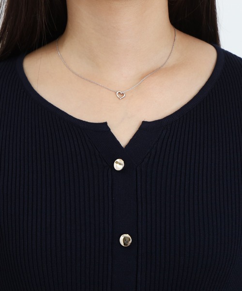 TRUDEA（トルディア）の「スリットフェイクリブニット（ニット/セーター・レディース・ネイビー/ブラウン/レッド/ブラック・MEDIUM/LARGE）」の6枚目の写真