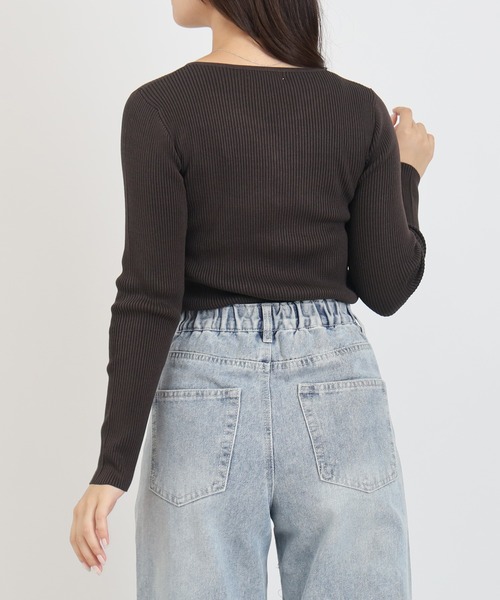 TRUDEA（トルディア）の「スリットフェイクリブニット（ニット/セーター・レディース・ネイビー/ブラウン/レッド/ブラック・MEDIUM/LARGE）」の12枚目の写真