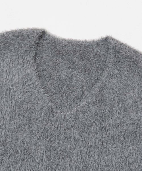 ITEMS URBANRESEARCH（アイテムズ アーバンリサーチ）の「アニモシャギーVネックニット（ニット/セーター・レディース・カーキ/グレー/ベージュ・FREE）」の10枚目の写真