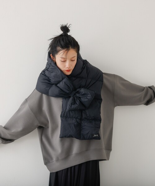 abahouse mavie（アバハウスマヴィ）の「【TAION】　ダウンスカーフ（ストール/ショール・レディース・ブラック/チョコ/アイボリー・フリー）」の12枚目の写真