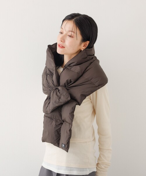 abahouse mavie（アバハウスマヴィ）の「【TAION】　ダウンスカーフ（ストール/ショール・レディース・ブラック/チョコ/アイボリー・フリー）」の13枚目の写真
