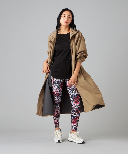 Chacott(チャコット)の「フリーダムスリーブロングコート(カバーオール・レディース・ベージュ/ダークグレー・M)」の2枚目の写真