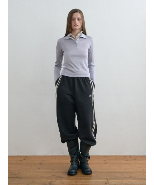 Kijun(キジュン)の「Double Line Track Pants Black(スウェットパンツ・レディース・その他・SMALL)」の5枚目の写真