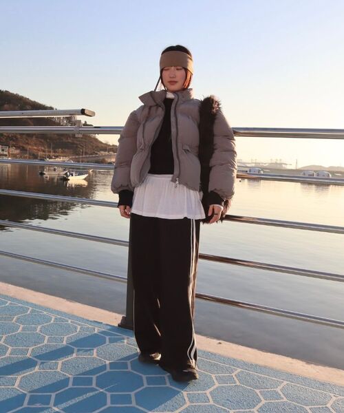Kijun(キジュン)の「Double Line Track Pants Black(スウェットパンツ・レディース・その他・SMALL)」の3枚目の写真