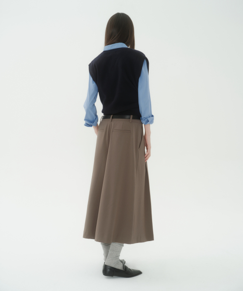 MUSINSA STANDARD WOMAN（ムシンサスタンダードウーマン）の「ウィメンズライトウェイトスカートスラックス[ダスティベージュ]（スラックス・レディース・その他・34/32/30/31/24/25/26/27/28/29）」の3枚目の写真