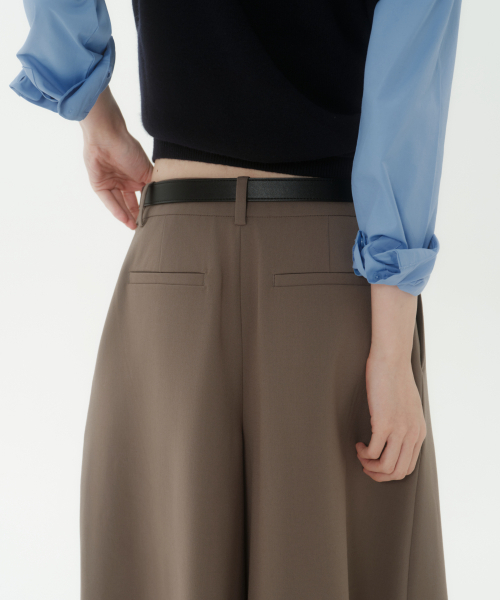 MUSINSA STANDARD WOMAN（ムシンサスタンダードウーマン）の「ウィメンズライトウェイトスカートスラックス[ダスティベージュ]（スラックス・レディース・その他・34/32/30/31/24/25/26/27/28/29）」の6枚目の写真