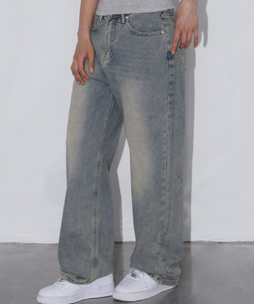 CHICKS(チックス)の「ベクサイン ミニマル ストレート デニムパンツ 薄い青(デニムパンツ・レディース・ブルー系その他・FREE)」の4枚目の写真